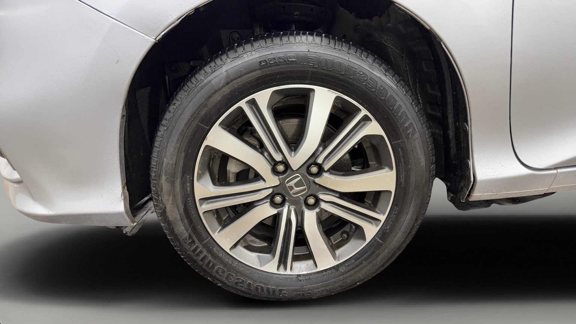 View 2022 Honda City ZX MT Diesel Anniversary Edition Image 29 Used 2022 Honda City ZX MT Diesel Anniversary Edition Image 29