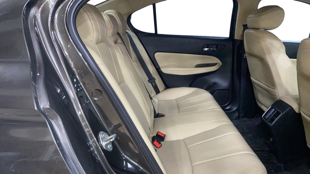 View Honda City ZX Image 30 Used Honda City ZX Image 30
