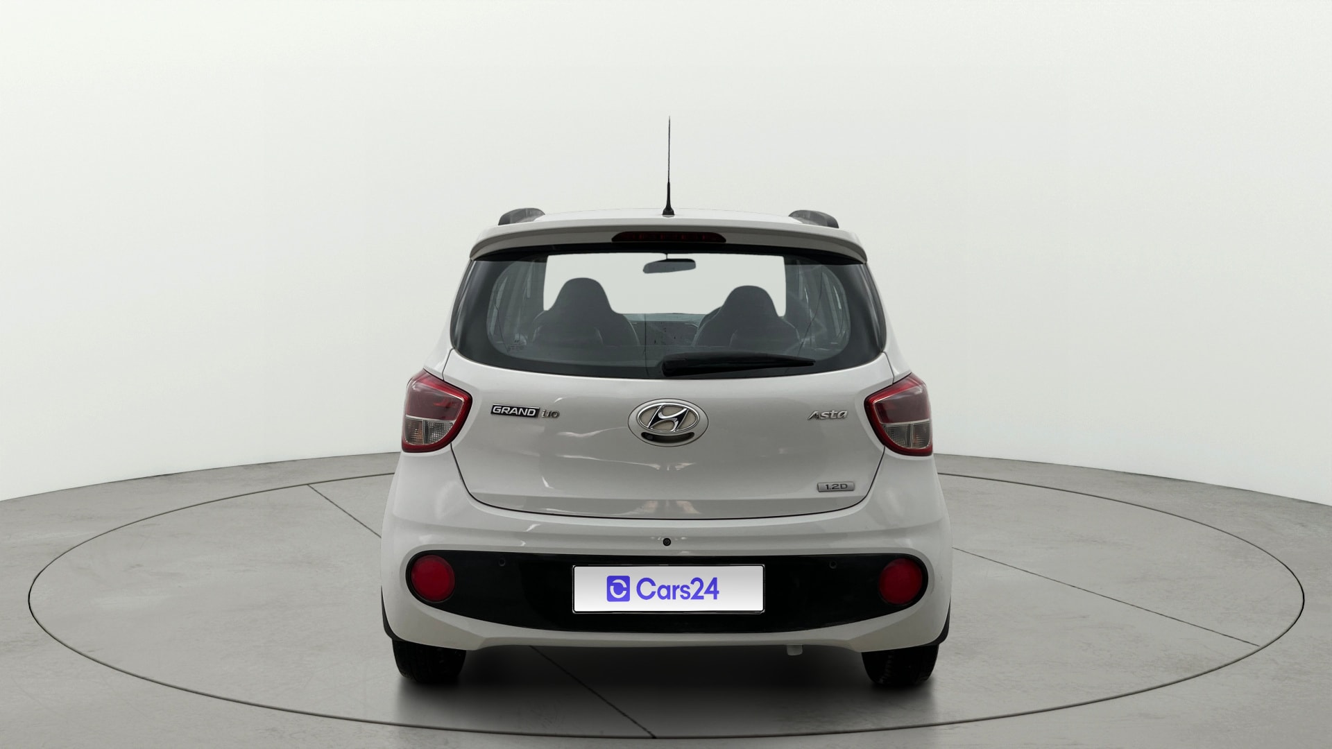 View 2017 Hyundai Grand i10 1.2 Asta Diesel Image 42 Used 2017 Hyundai Grand i10 1.2 Asta Diesel Image 42