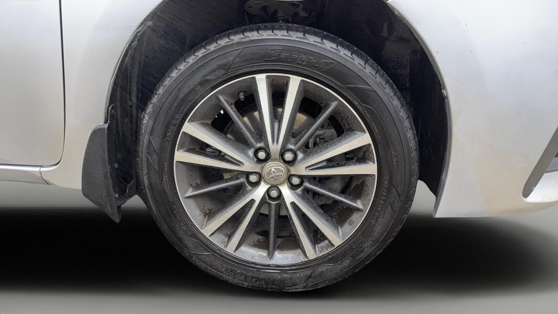View 2018 Toyota Corolla Altis 1.8 VL AT Image 42 Used 2018 Toyota Corolla Altis 1.8 VL AT Image 42