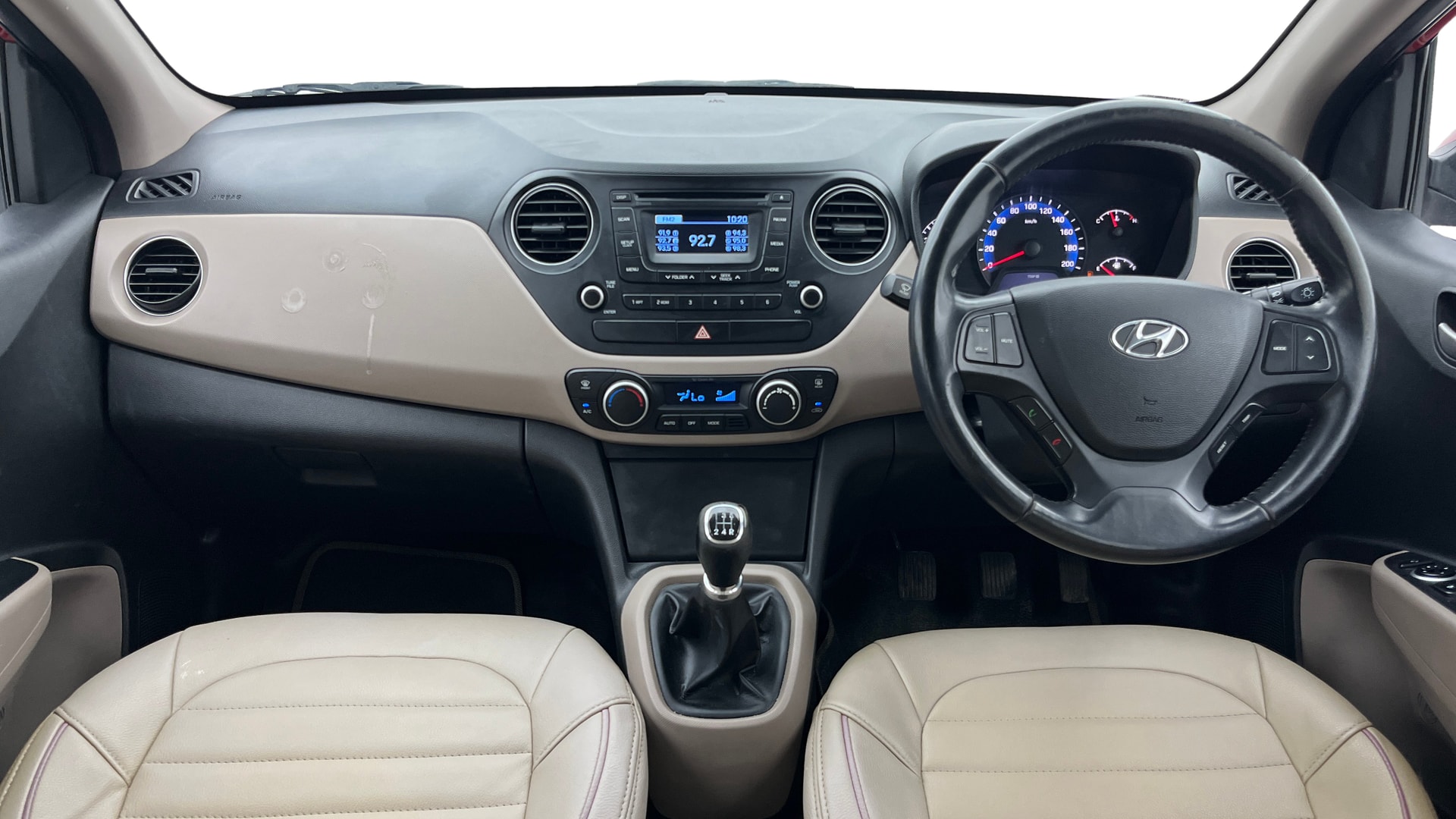 View 2014 Hyundai Xcent SX Petrol (O) Image 16 Used 2014 Hyundai Xcent SX Petrol (O) Image 16