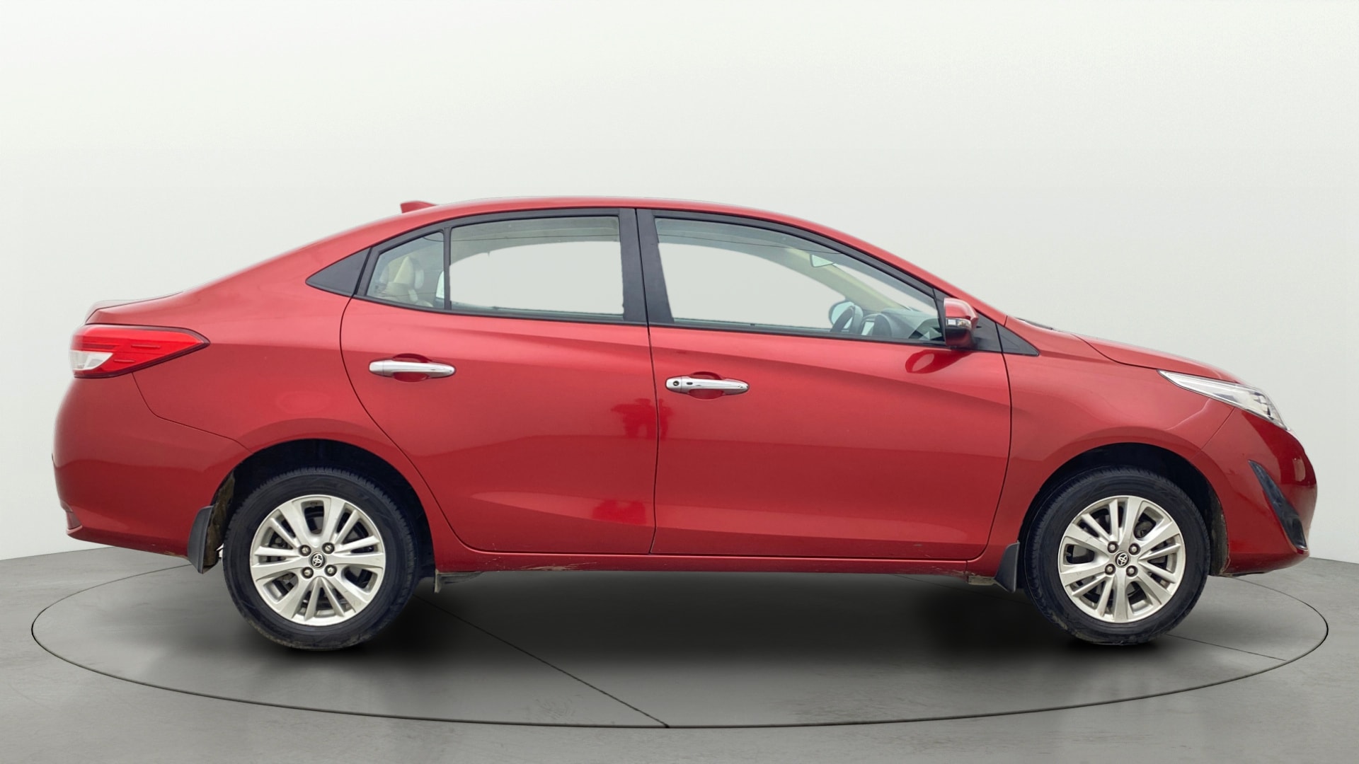 View 2018 Toyota Yaris VX MT Image 9 Used 2018 Toyota Yaris VX MT Image 9