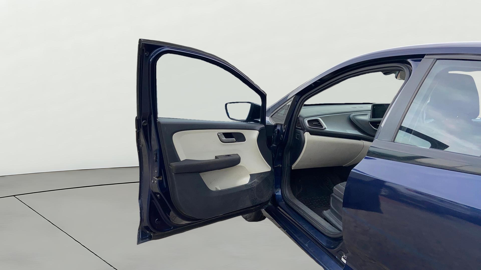 Used 2023 Tata Altroz Used 2023 Tata Altroz