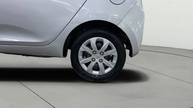 View Hyundai EON Image 7 Used Hyundai EON Image 7