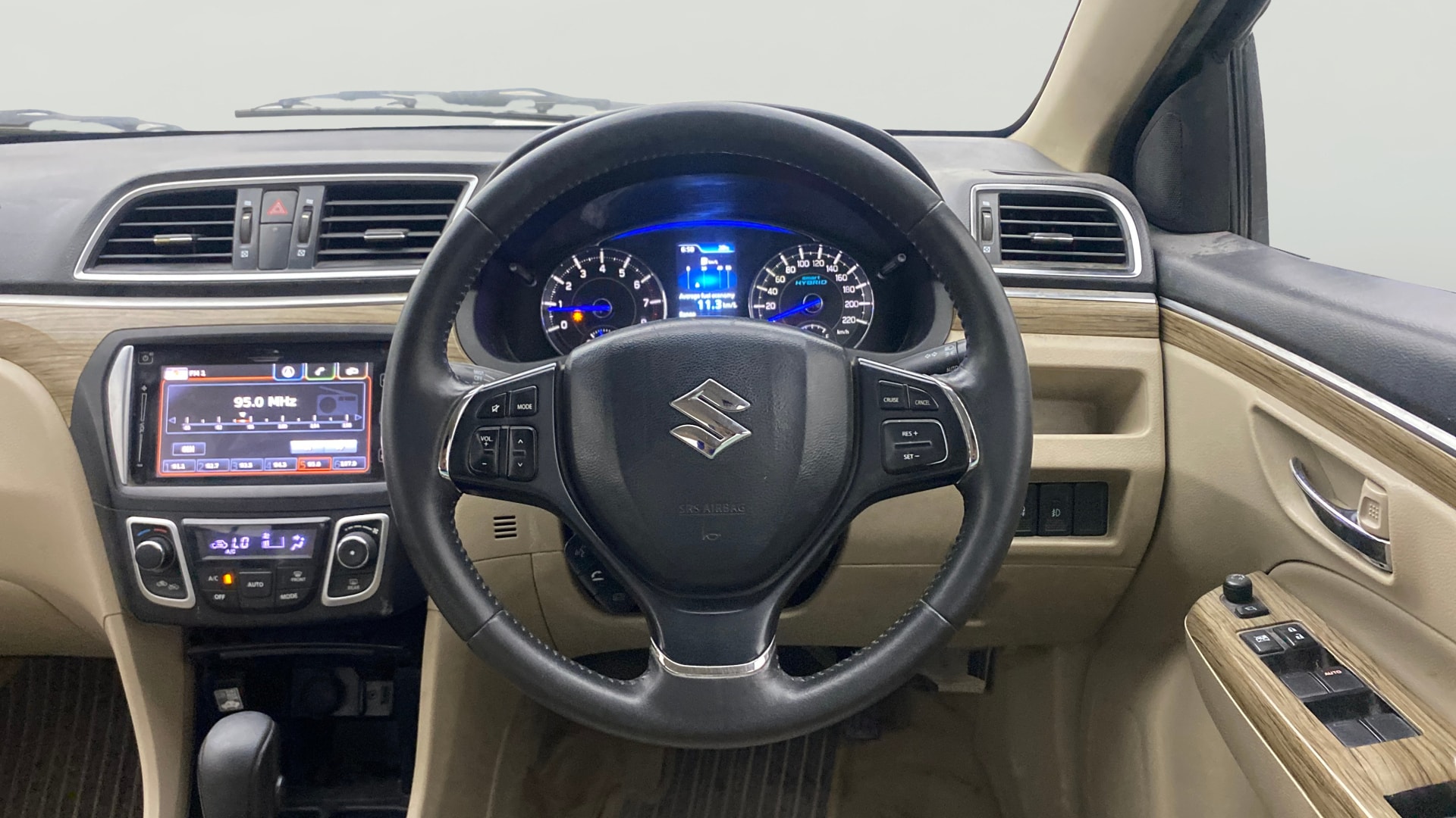 View 2018 Maruti Suzuki 1000 Base Variant Image 21 Used 2018 Maruti Suzuki 1000 Base Variant Image 21