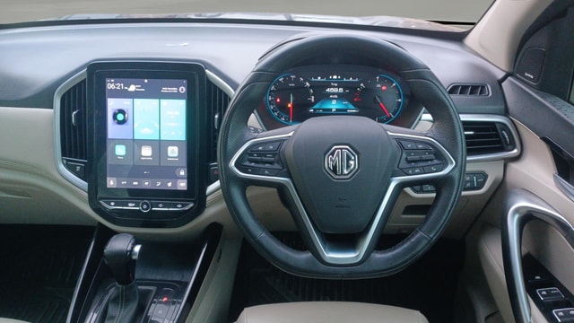 View MG Hector Image 21 Used MG Hector Image 21