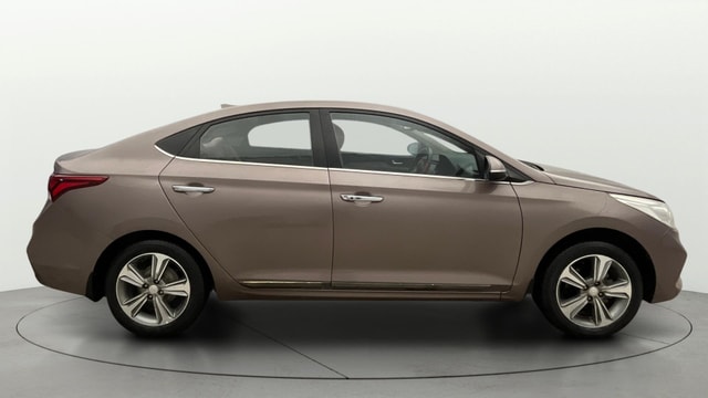 View Hyundai Verna Image 9 Used Hyundai Verna Image 9