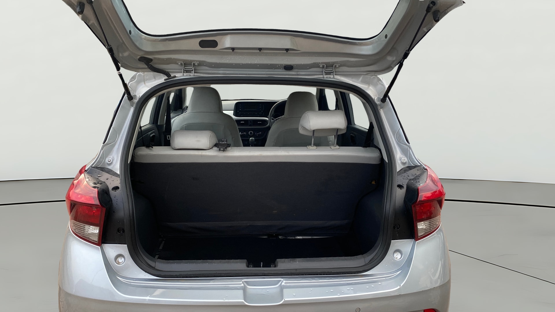 View 2024 Hyundai Grand i10 Nios Magna Petrol Image 37 Used 2024 Hyundai Grand i10 Nios Magna Petrol Image 37
