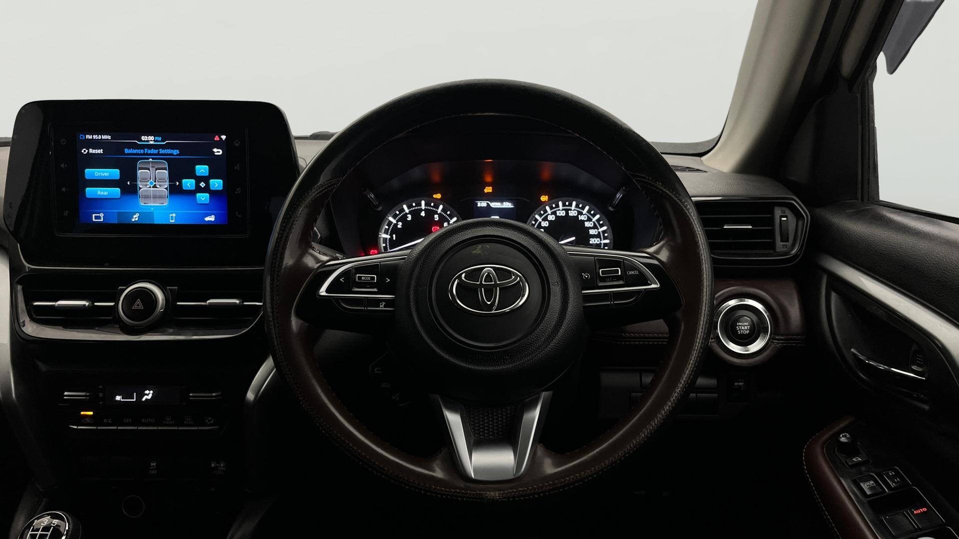 View 2023 Toyota Urban Cruiser Hyryder S e-Drive 2WD HYBRID Image 21 Used 2023 Toyota Urban Cruiser Hyryder S e-Drive 2WD HYBRID Image 21