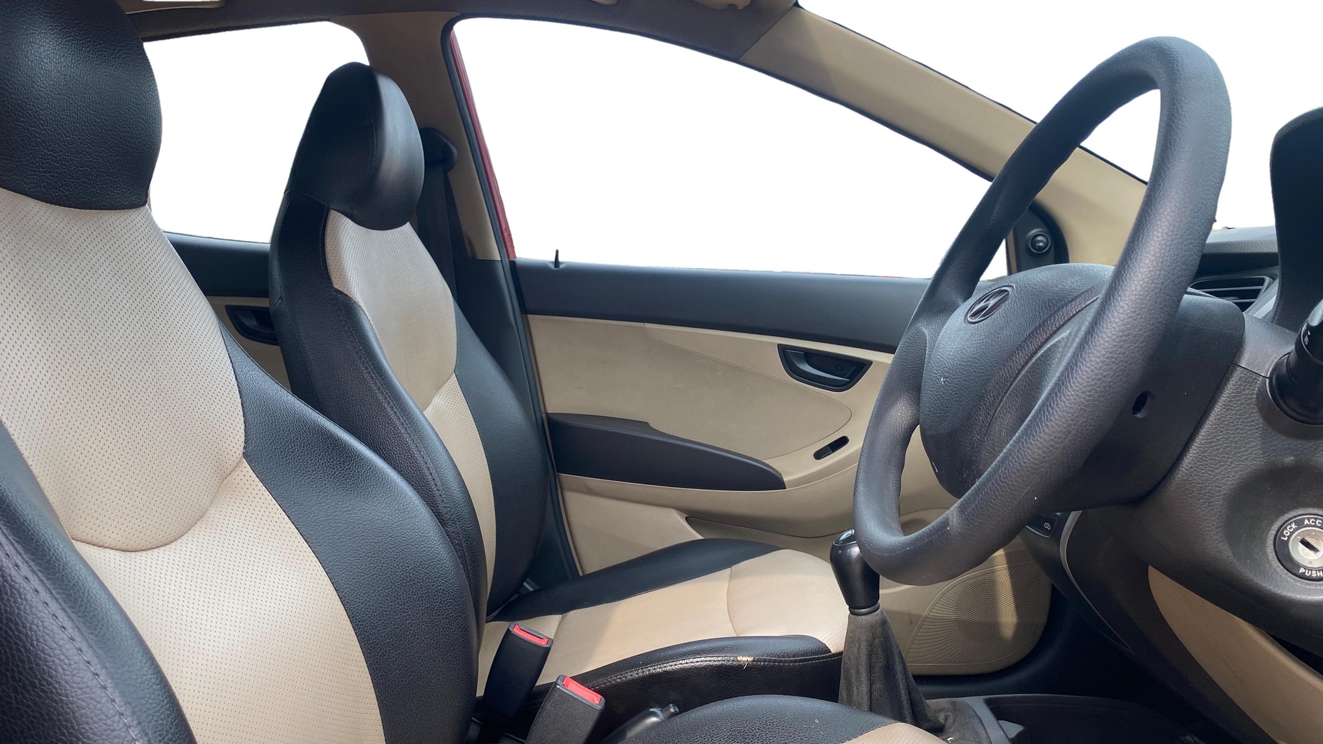 View 2015 Hyundai EON Era Plus Image 16 Used 2015 Hyundai EON Era Plus Image 16