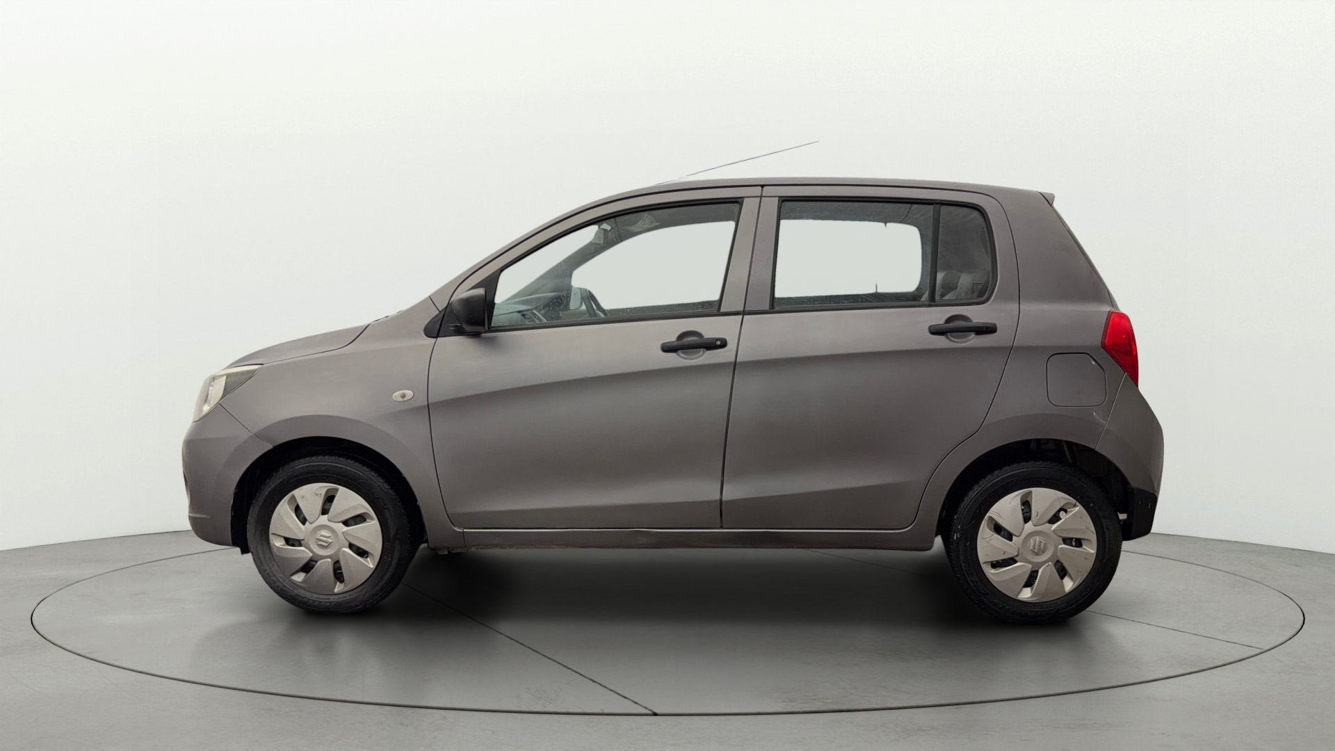 View 2016 Maruti Suzuki 1000 Base Variant Image 5 Used 2016 Maruti Suzuki 1000 Base Variant Image 5