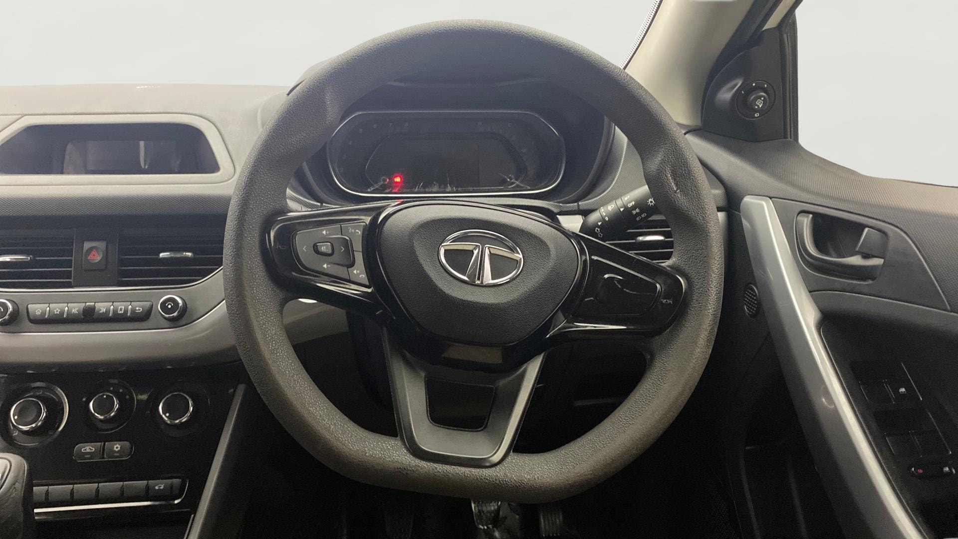 View 2021 Tata Nexon Revotron XE Image 20 Used 2021 Tata Nexon Revotron XE Image 20