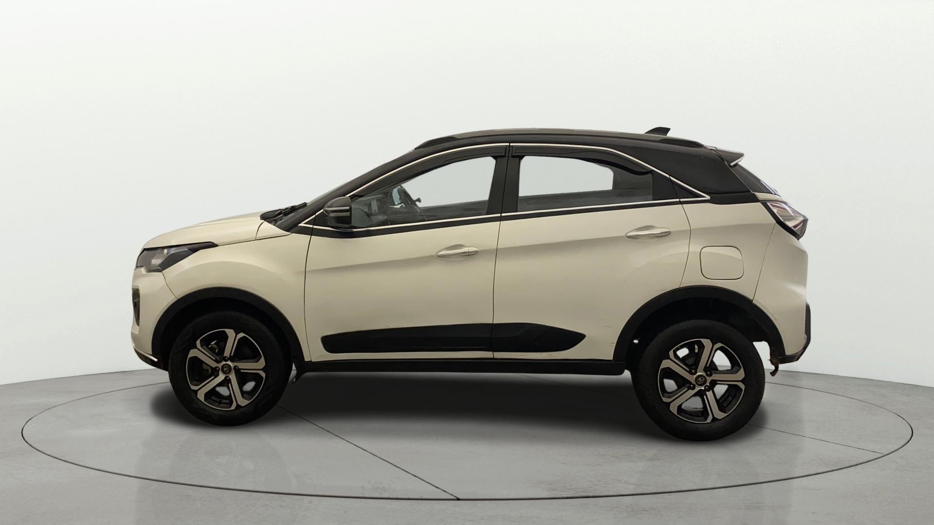 View 2023 Tata Nexon Revotron XE Image 27 Used 2023 Tata Nexon Revotron XE Image 27