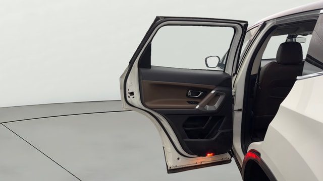 View Tata Harrier Image 23 Used Tata Harrier Image 23