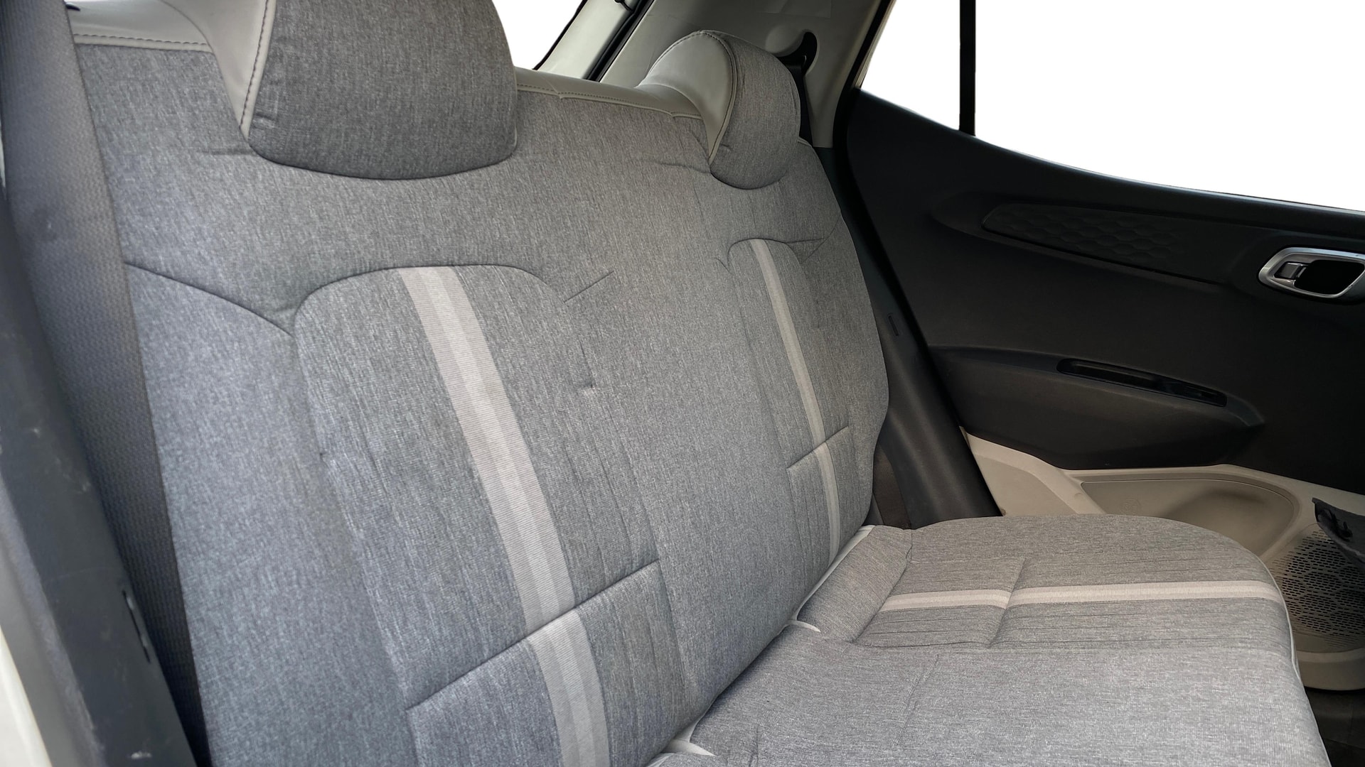 View 2021 Hyundai Grand i10 Nios Sportz Petrol AMT Image 29 Used 2021 Hyundai Grand i10 Nios Sportz Petrol AMT Image 29