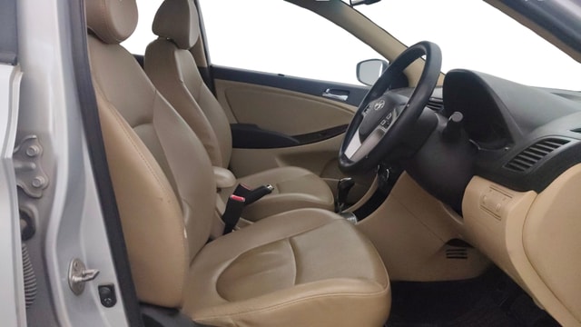 View Hyundai Fluidic Verna Image 26 Used Hyundai Fluidic Verna Image 26