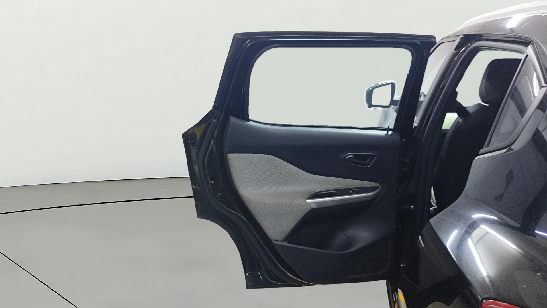 View 2024 Nissan Magnite XE Image 14 Used 2024 Nissan Magnite XE Image 14