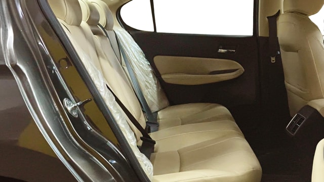 View Honda City ZX Image 36 Used Honda City ZX Image 36