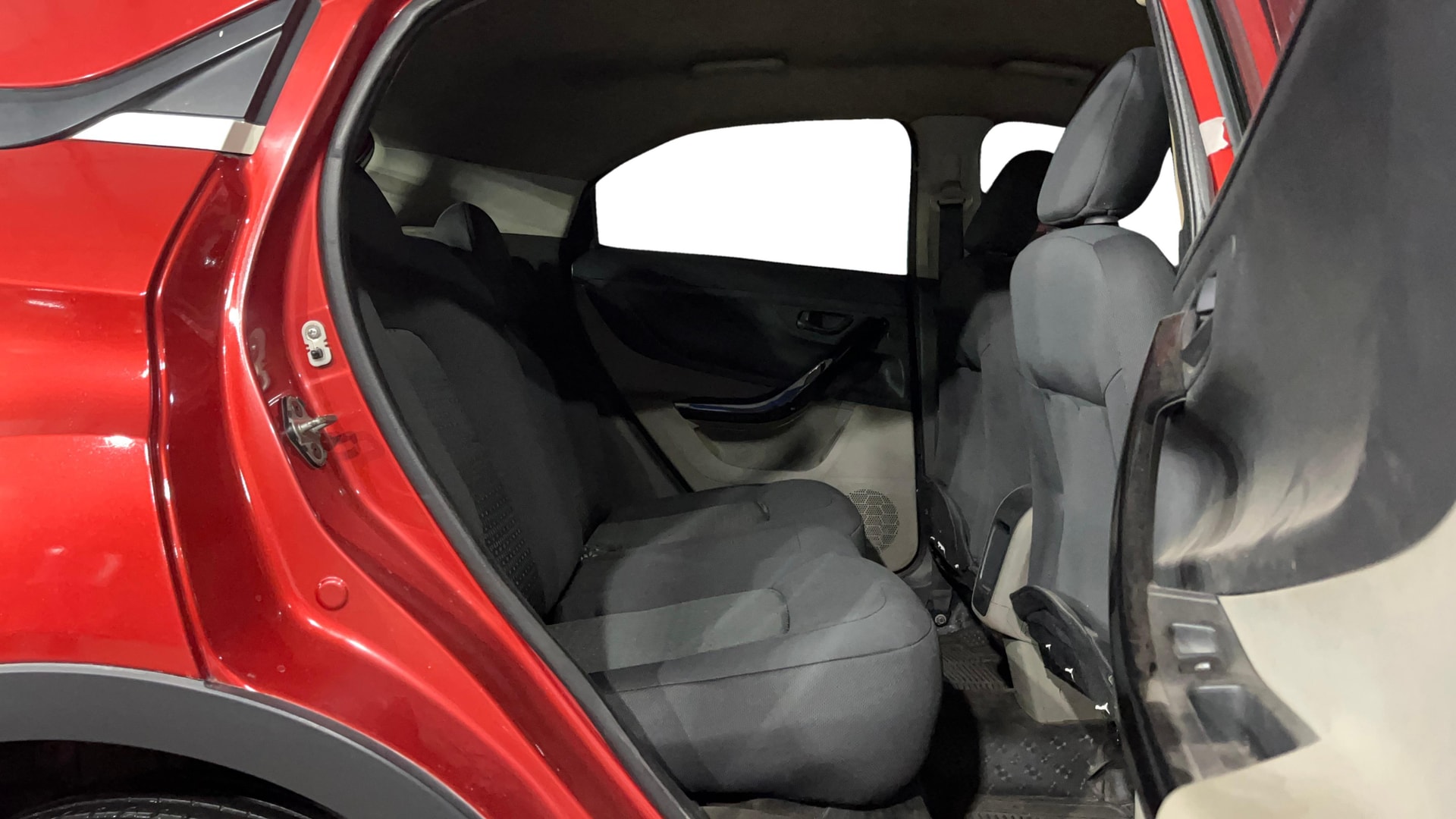 View 2019 Tata Nexon Revotorq XM Image 28 Used 2019 Tata Nexon Revotorq XM Image 28