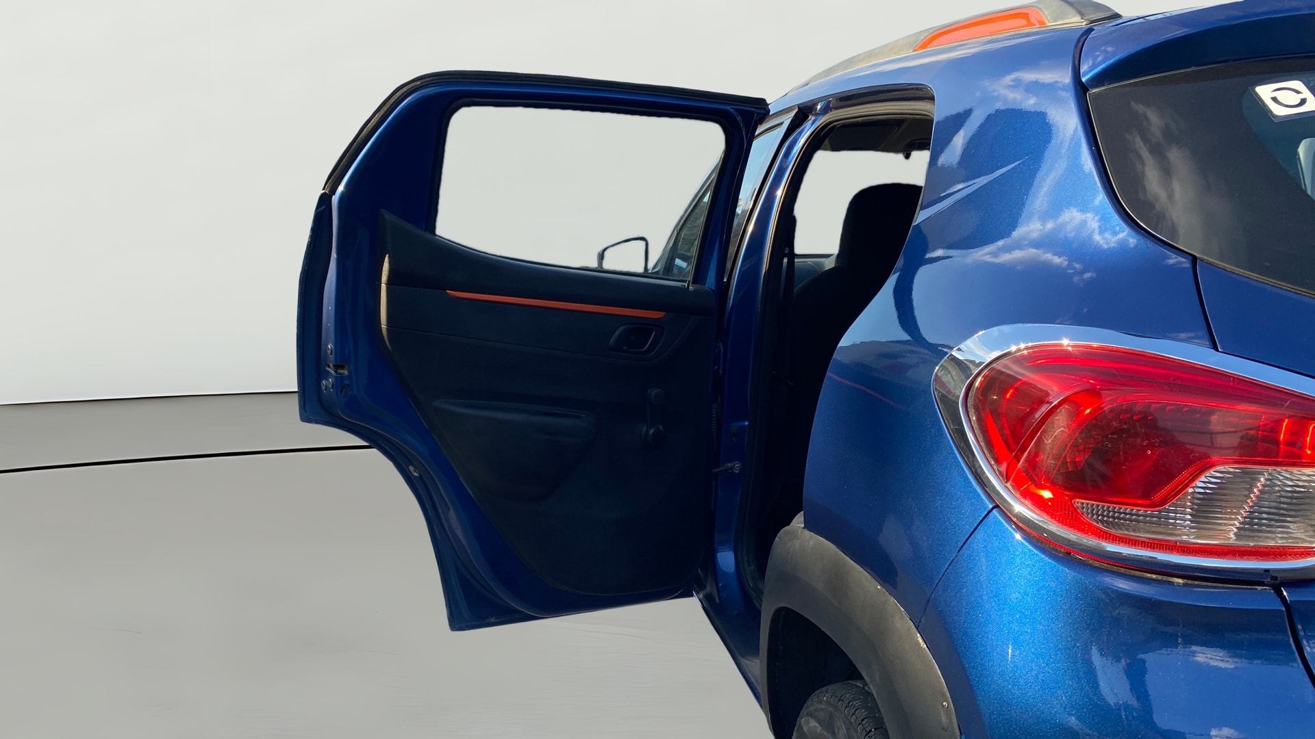 View 2019 Renault Kwid RXT 1.0 Driver Airbag Option Image 22 Used 2019 Renault Kwid RXT 1.0 Driver Airbag Option Image 22
