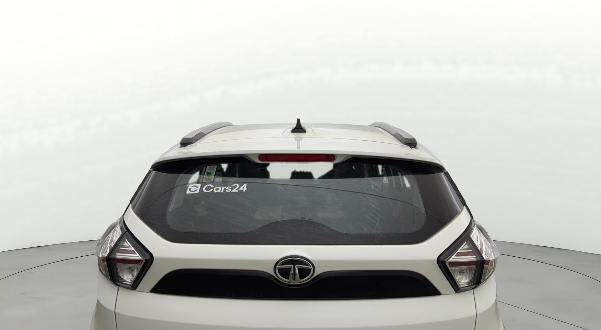 View 2023 Tata Nexon Revotron XE Image 4 Used 2023 Tata Nexon Revotron XE Image 4