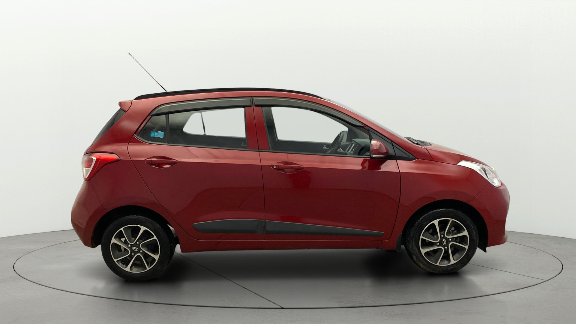 View 2017 Hyundai Grand i10 1.2 Sportz Petrol AT Image 8 Used 2017 Hyundai Grand i10 1.2 Sportz Petrol AT Image 8