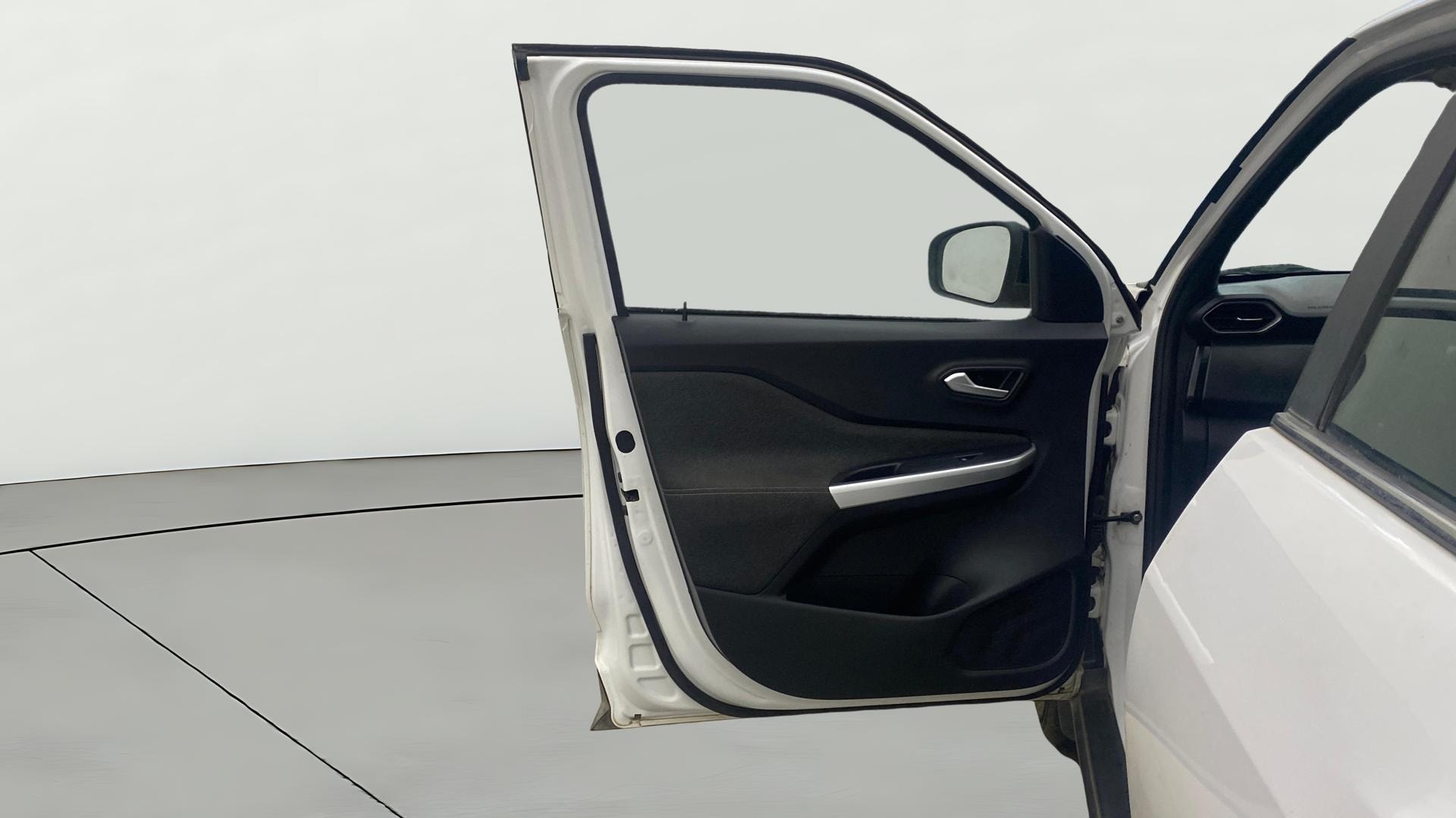 Used 2022 Nissan Magnite Used 2022 Nissan Magnite