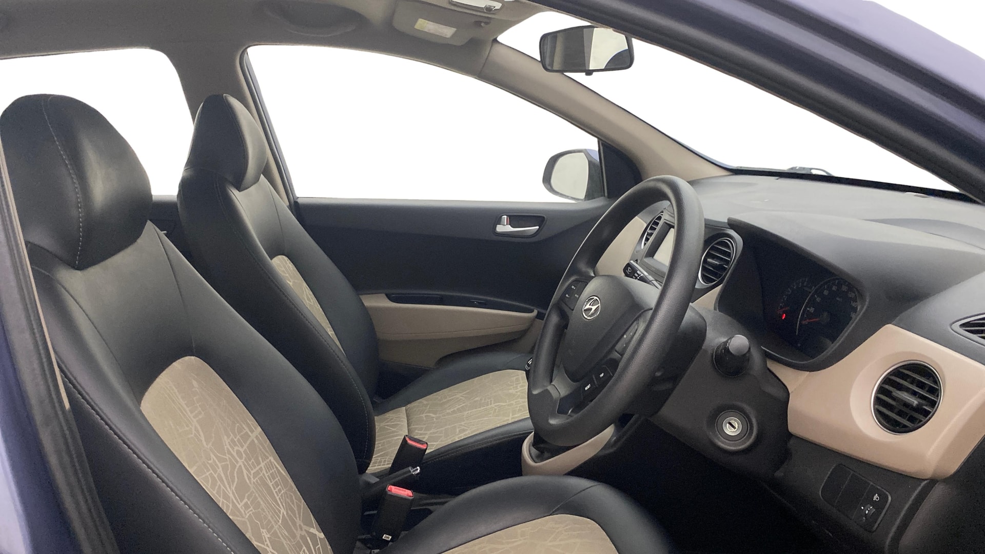 View 2017 Hyundai Grand i10 Sportz 1.2 Kappa Image 25 Used 2017 Hyundai Grand i10 Sportz 1.2 Kappa Image 25