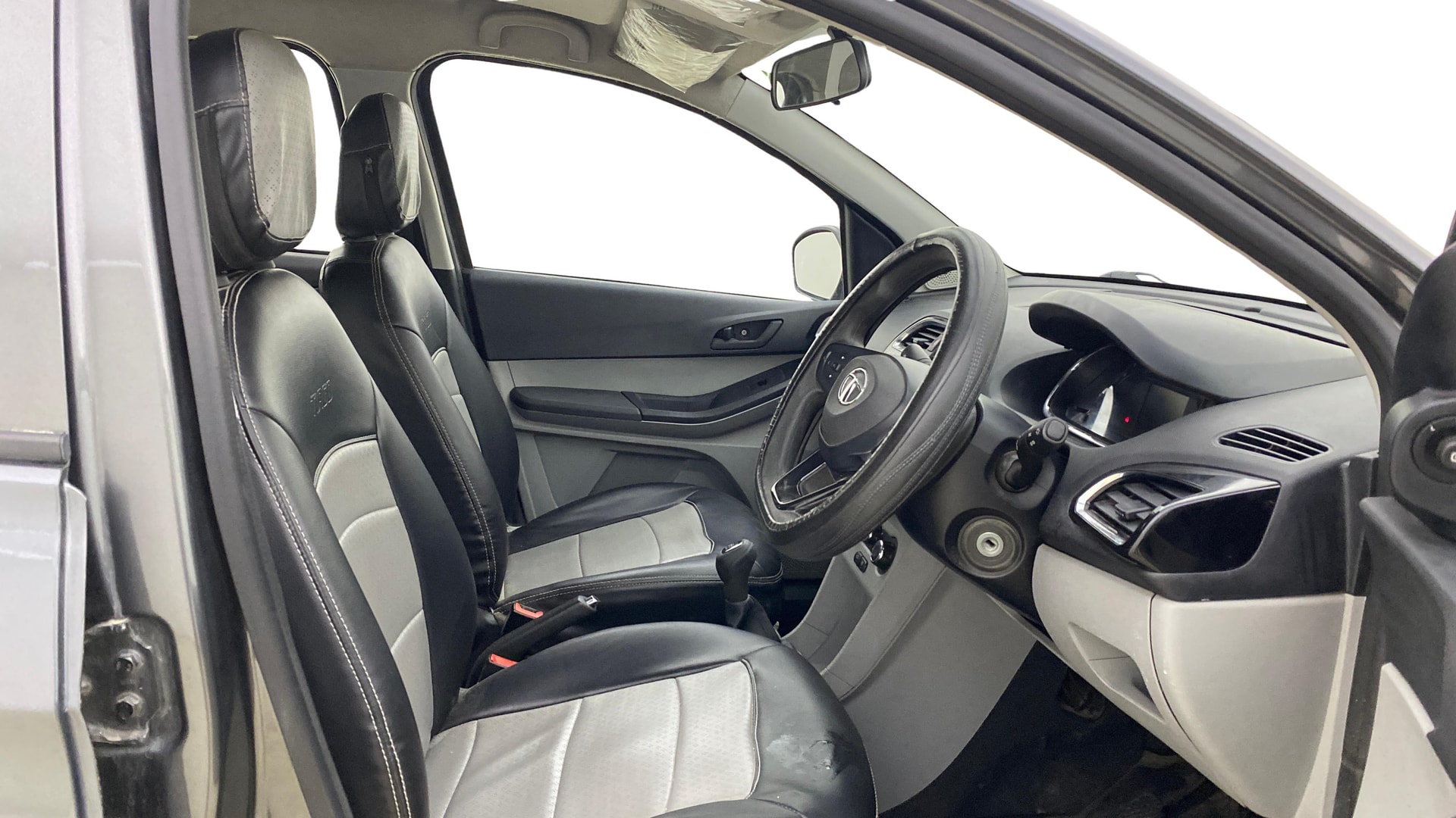 Used 2022 Tata Tiago Used 2022 Tata Tiago
