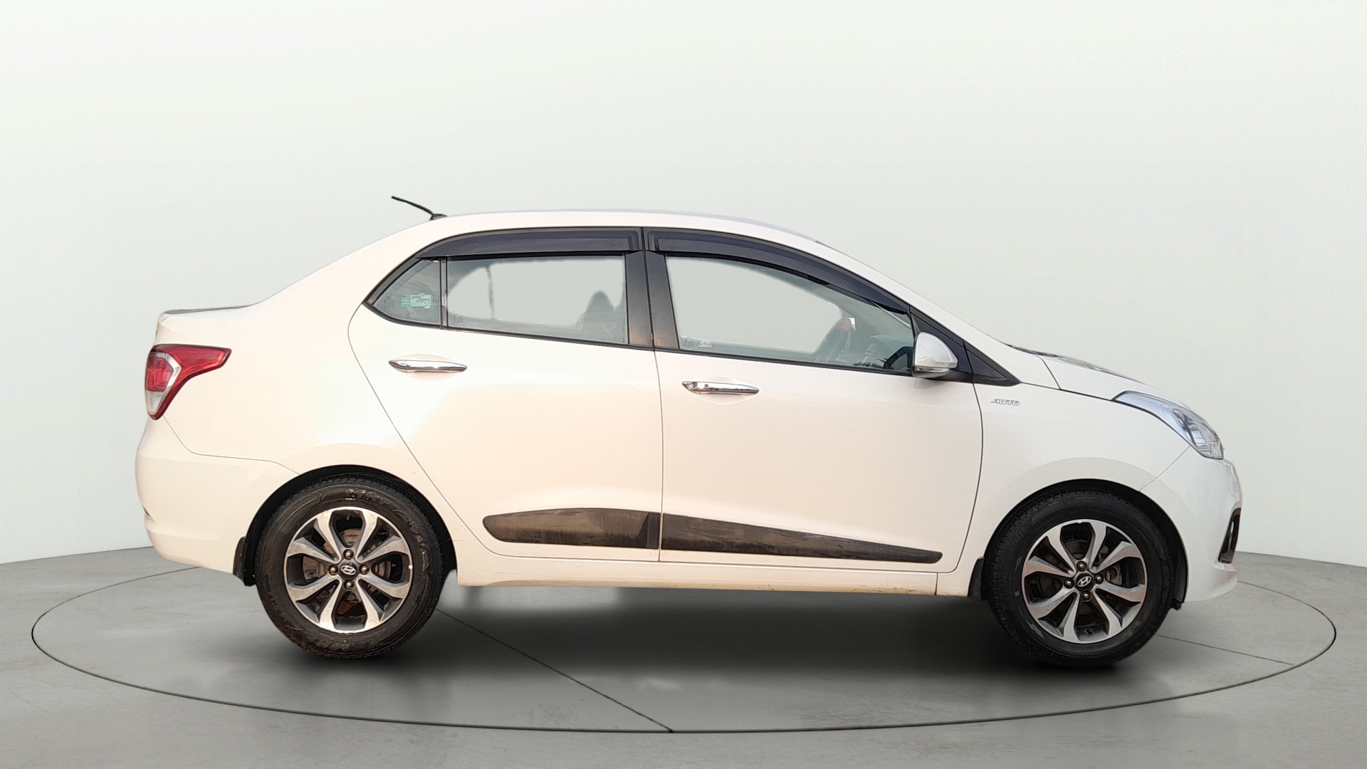 View 2014 Hyundai Xcent S AT (O) Petrol Image 8 Used 2014 Hyundai Xcent S AT (O) Petrol Image 8