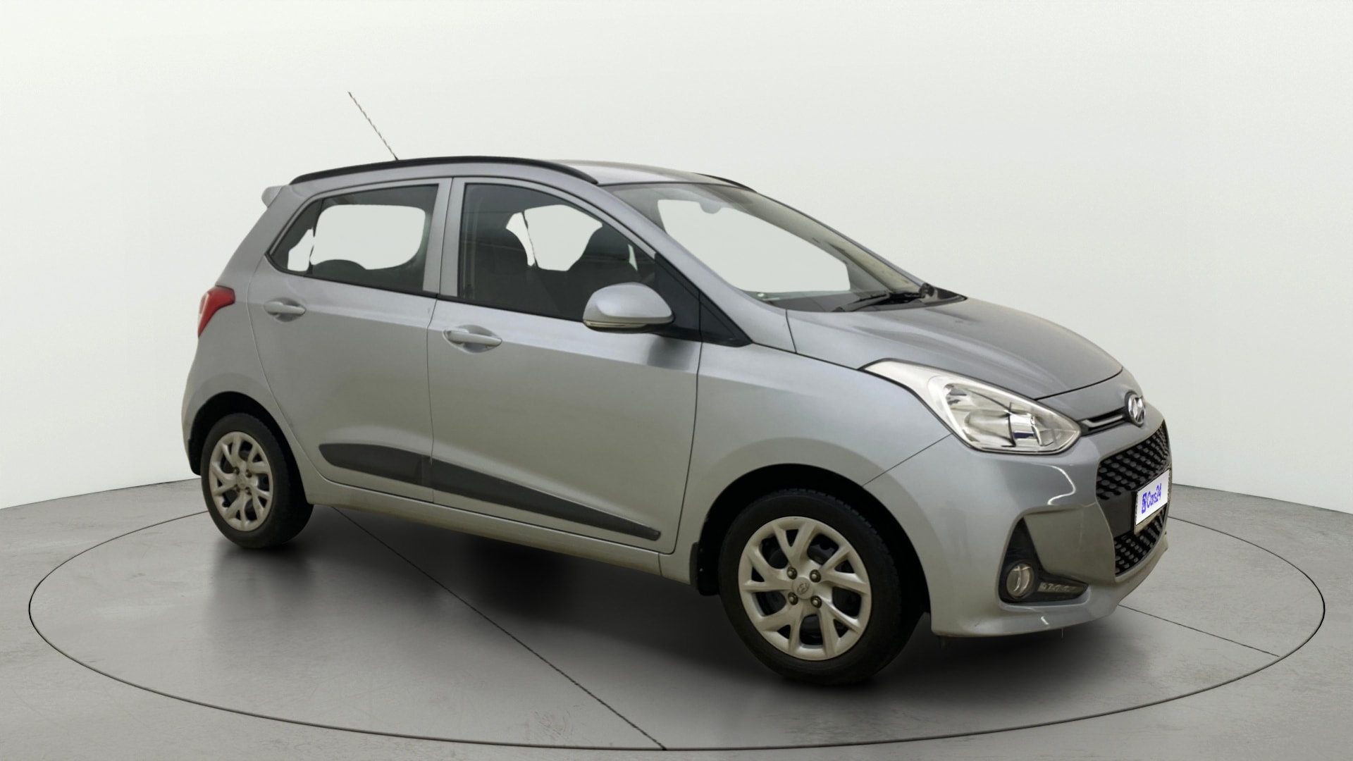 View 2019 Hyundai Grand i10 Sportz 1.2 Kappa Image 21 Used 2019 Hyundai Grand i10 Sportz 1.2 Kappa Image 21