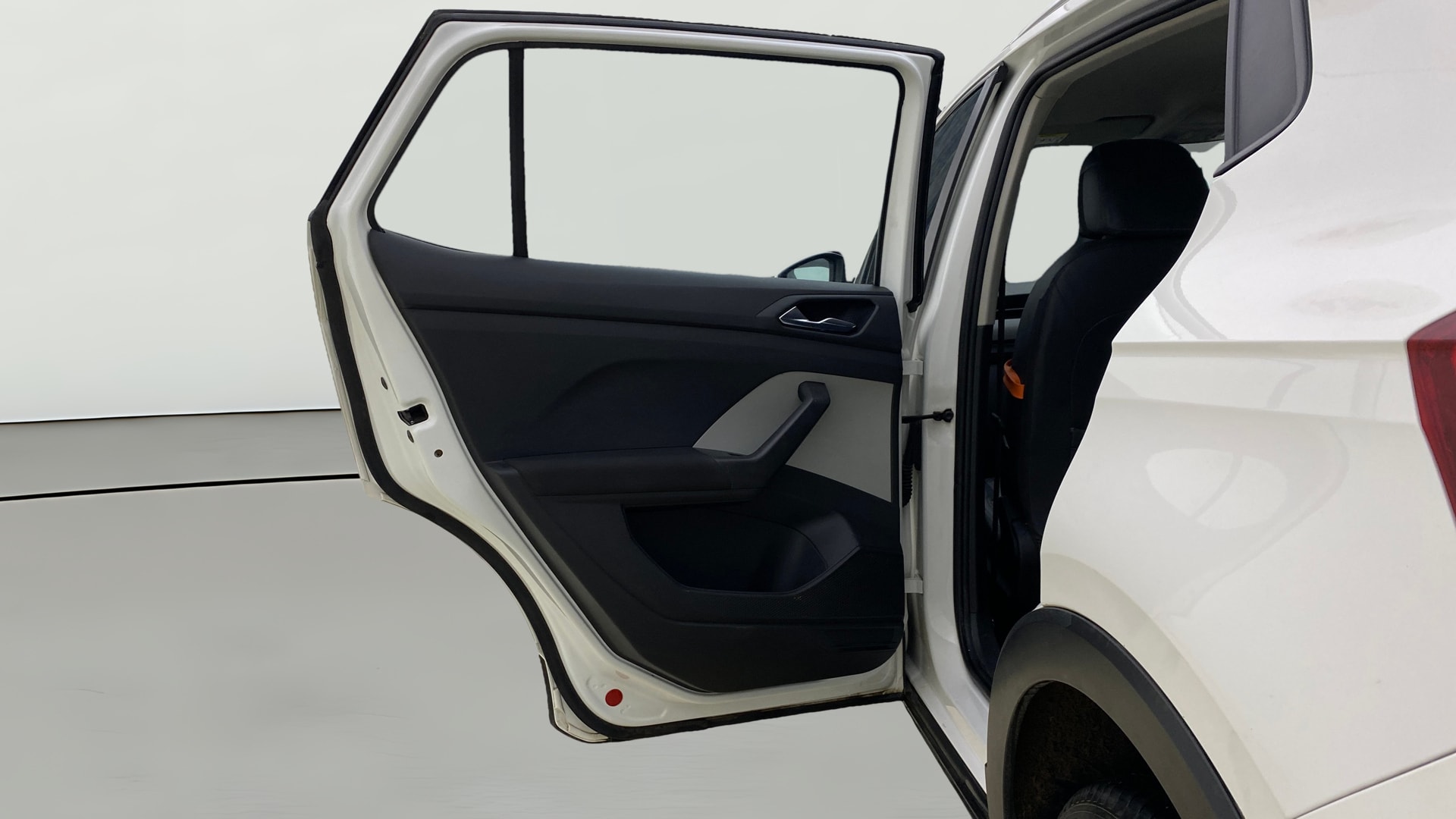 View 2023 Skoda Kushaq Ambition 1.0 TSI MT Image 14 Used 2023 Skoda Kushaq Ambition 1.0 TSI MT Image 14