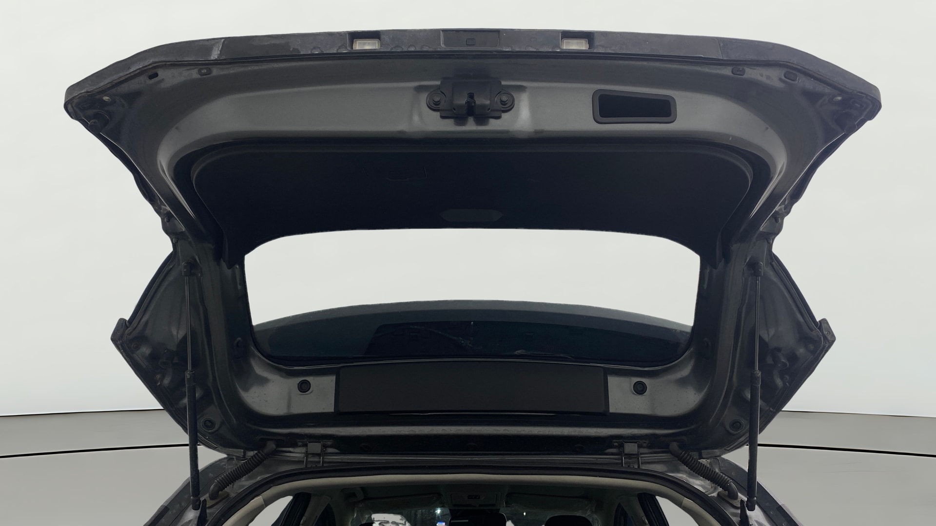 View 2024 Tata Nexon Revotron XE Image 17 Used 2024 Tata Nexon Revotron XE Image 17