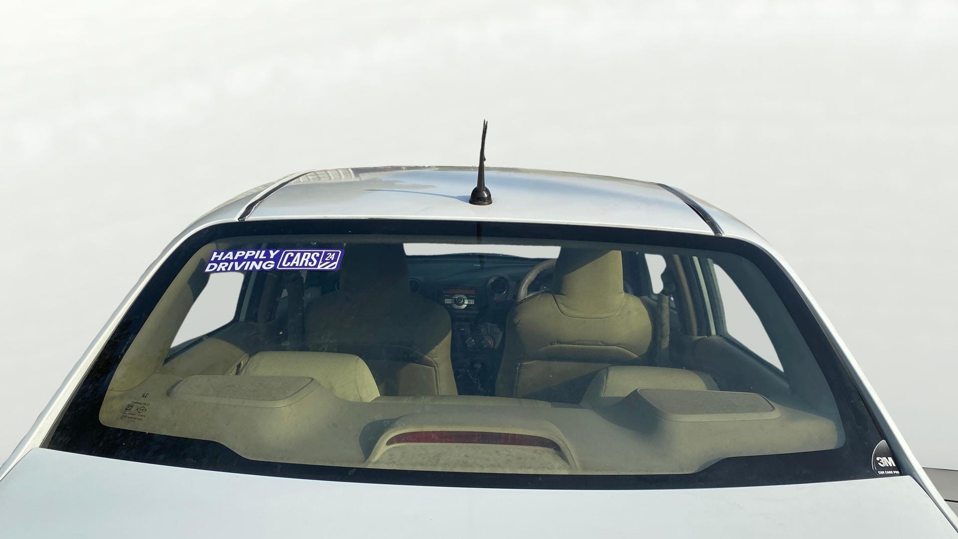 View 2015 Honda Amaze E MT Petrol BS IV Image 4 Used 2015 Honda Amaze E MT Petrol BS IV Image 4