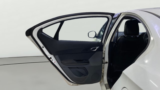 View Tata Tigor Image 22 Used Tata Tigor Image 22