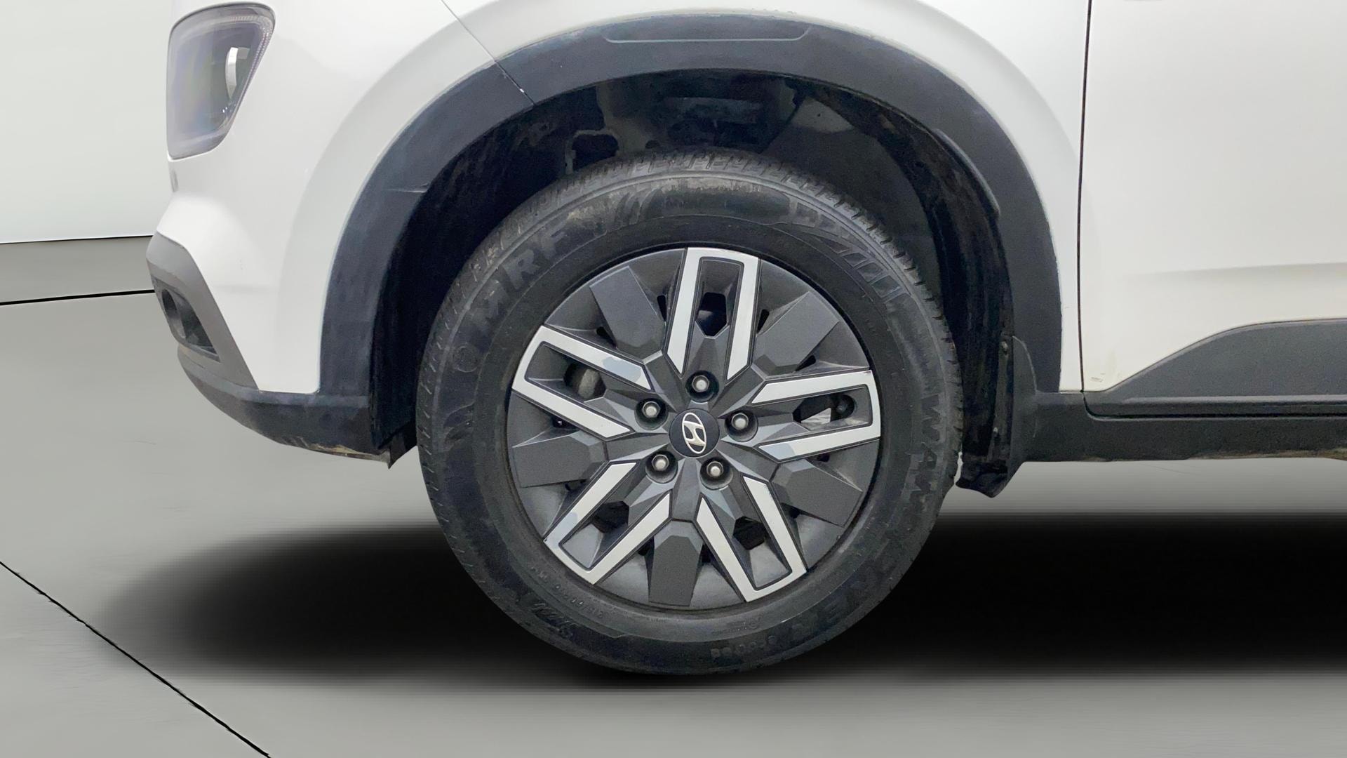 View 2022 Hyundai Venue SX 1.0 iMT Petrol Image 30 Used 2022 Hyundai Venue SX 1.0 iMT Petrol Image 30