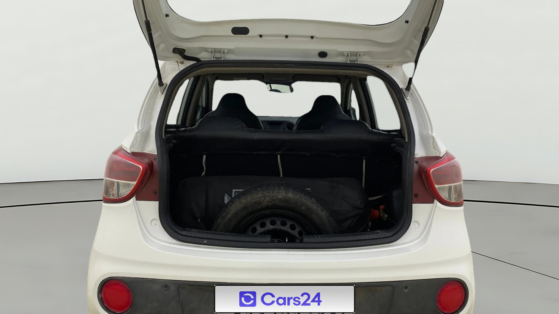 View 2017 Hyundai Grand i10 Sportz 1.2 Kappa Image 36 Used 2017 Hyundai Grand i10 Sportz 1.2 Kappa Image 36
