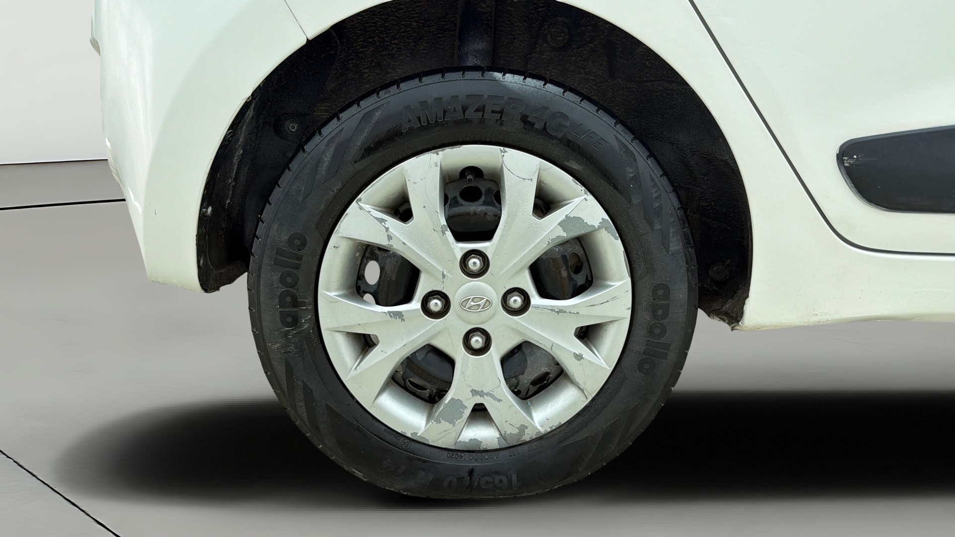 View 2015 Hyundai Grand i10 Magna 1.2 Kappa VTVT Image 31 Used 2015 Hyundai Grand i10 Magna 1.2 Kappa VTVT Image 31
