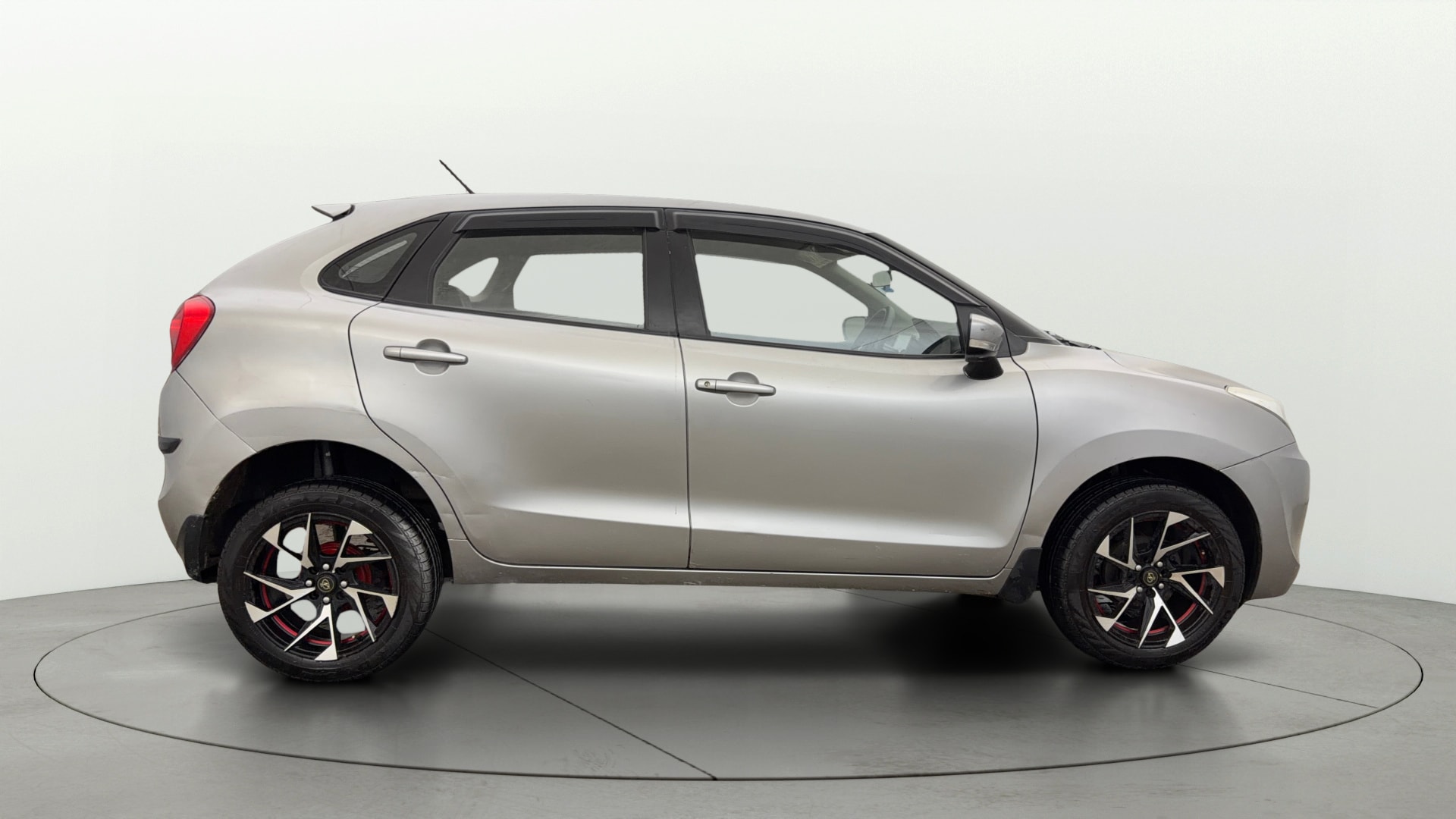 View 2016 Maruti Suzuki 1000 Base Variant Image 8 Used 2016 Maruti Suzuki 1000 Base Variant Image 8
