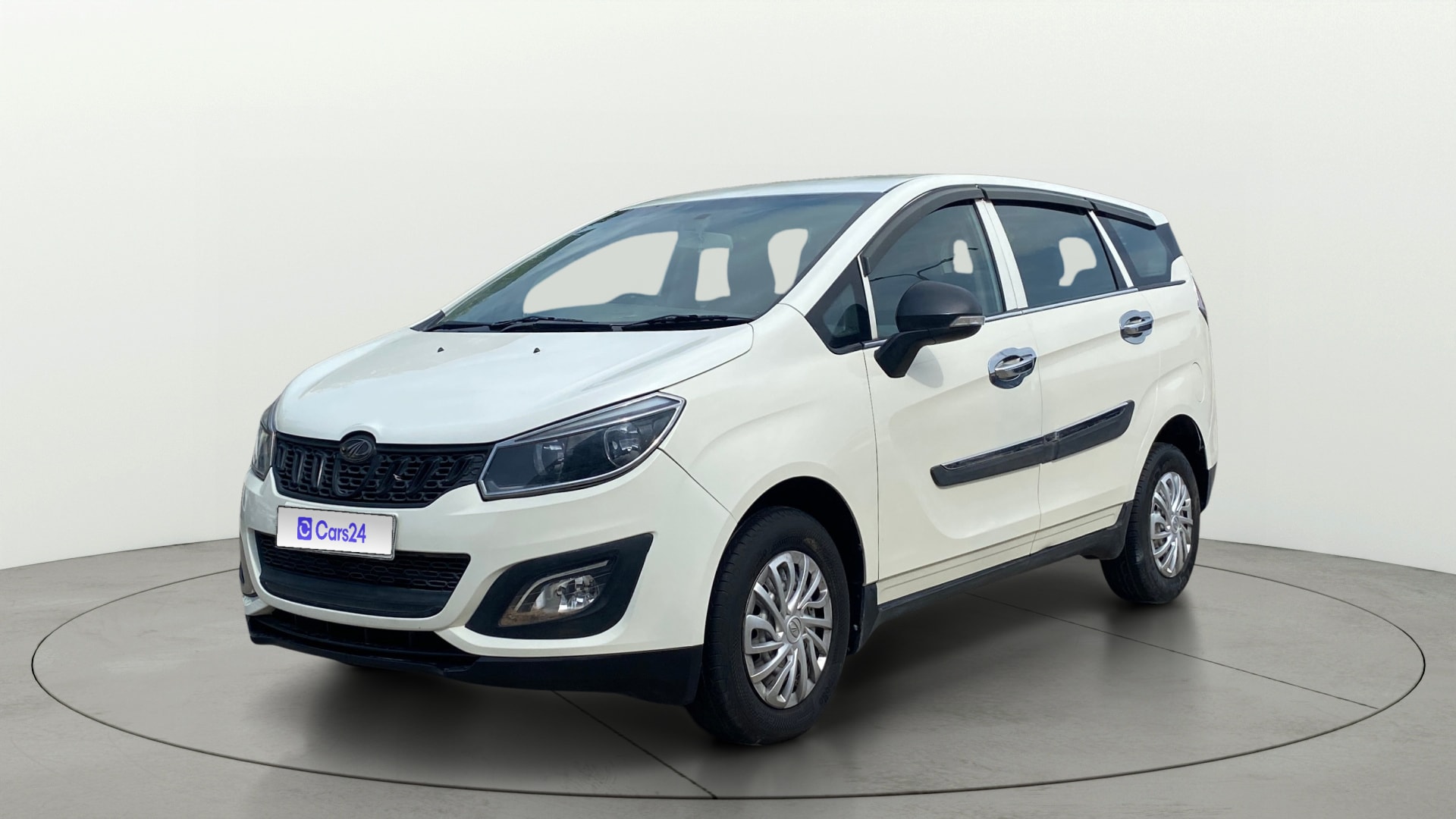 View 2020 Mahindra Marazzo M2 7-Seater BS IV Image 36 Used 2020 Mahindra Marazzo M2 7-Seater BS IV Image 36