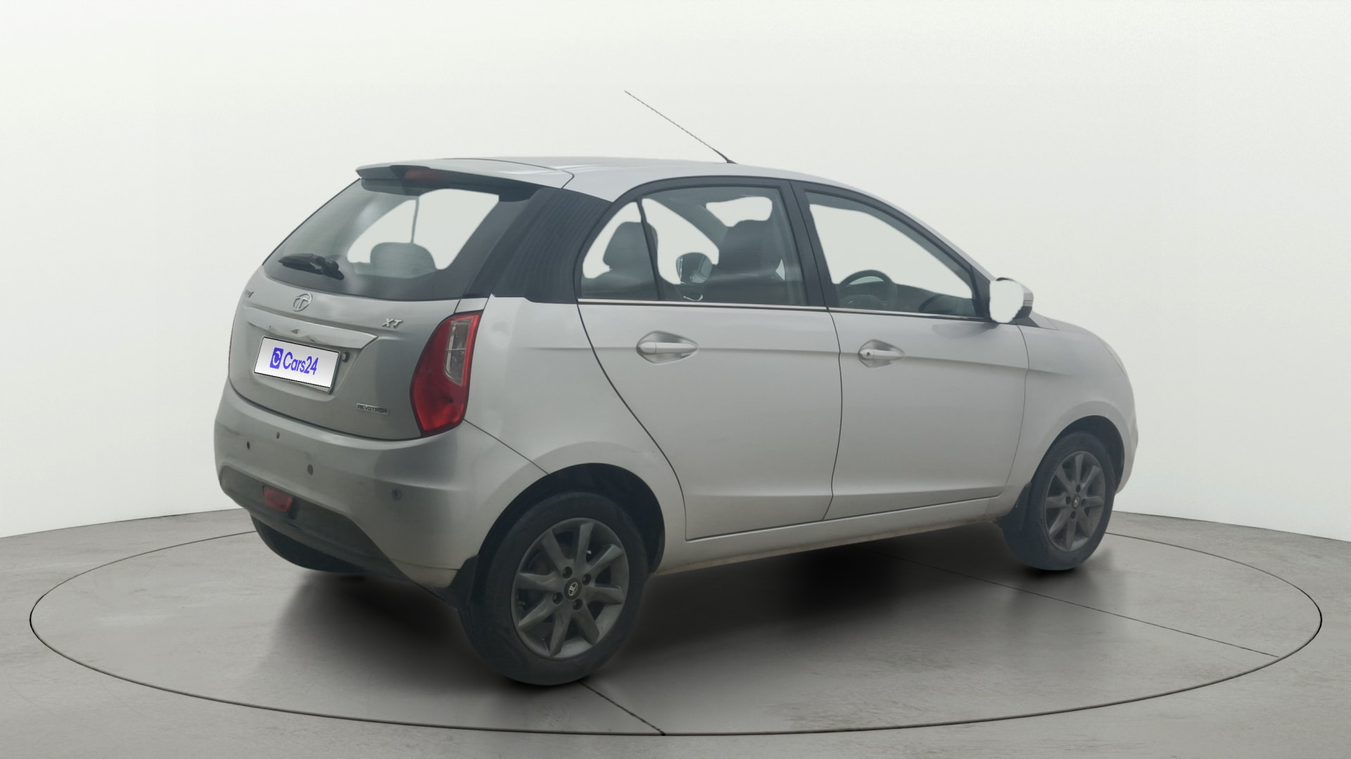 View 2015 Tata Bolt XE Quadrajet 75PS Diesel Image 44 Used 2015 Tata Bolt XE Quadrajet 75PS Diesel Image 44