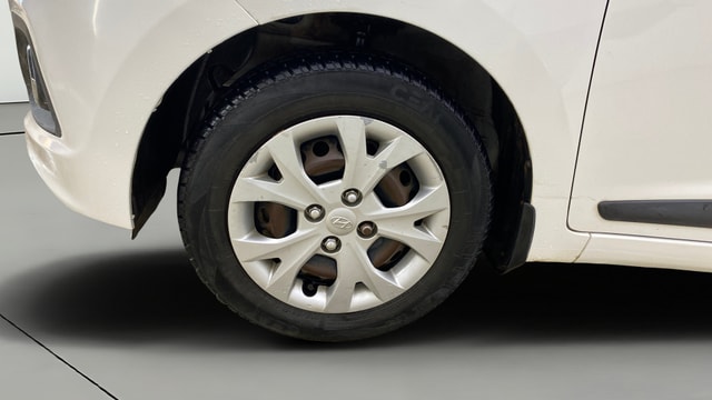 View Hyundai Grand i10 Image 27 Used Hyundai Grand i10 Image 27