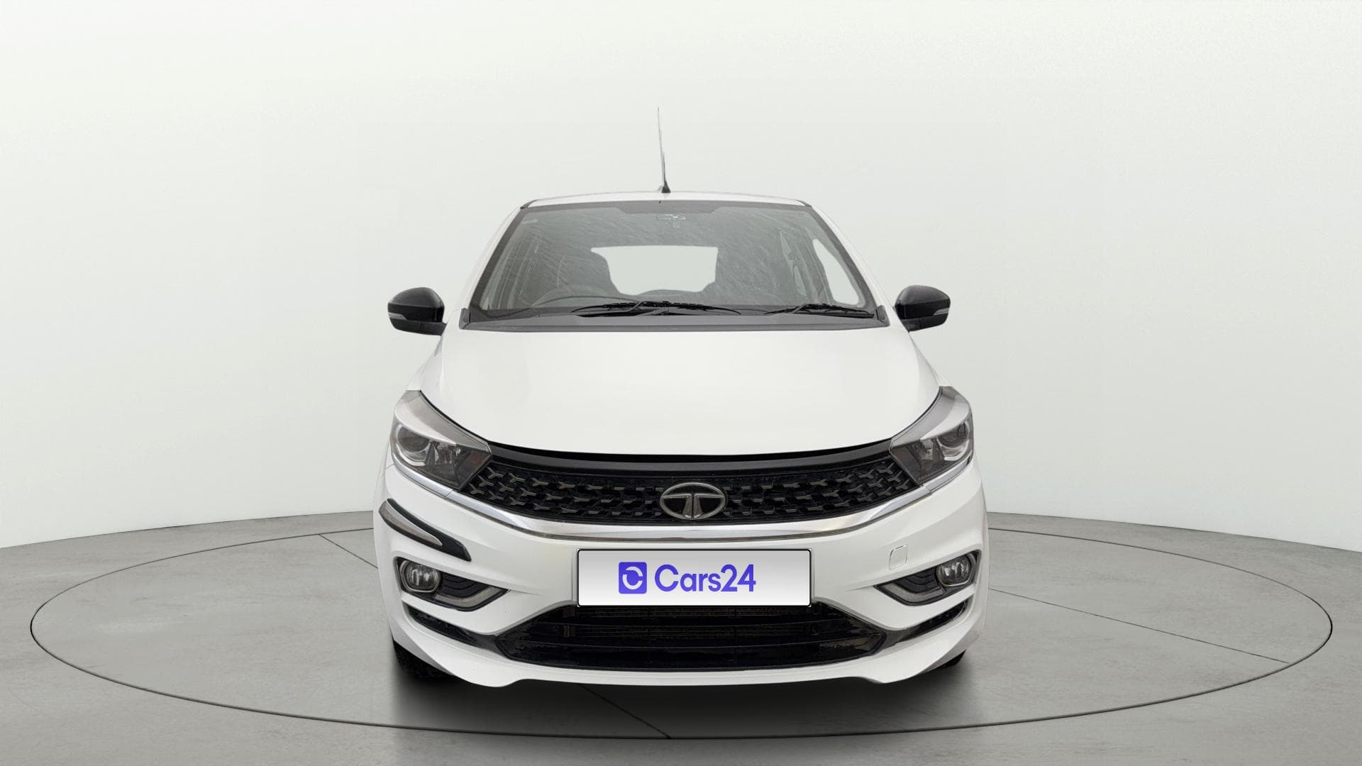 2022 टाटा टियागो Revotorq XB 2022 टाटा टियागो Revotorq XB