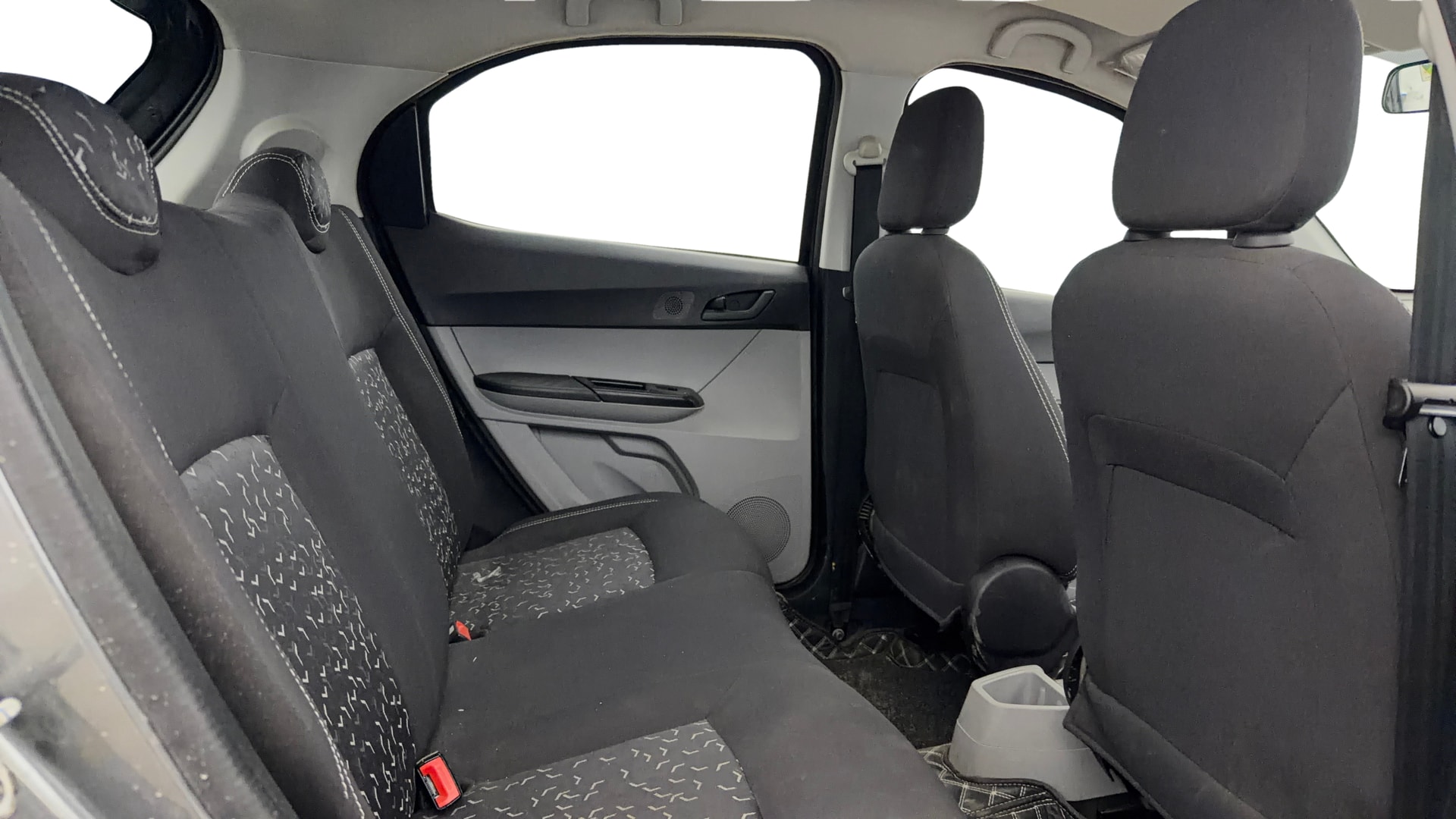 View 2022 Tata Tiago Revotorq XB Image 29 Used 2022 Tata Tiago Revotorq XB Image 29