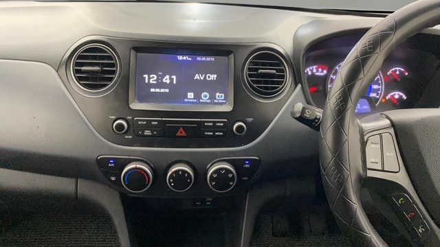 View Hyundai Grand i10 Image 31 Used Hyundai Grand i10 Image 31