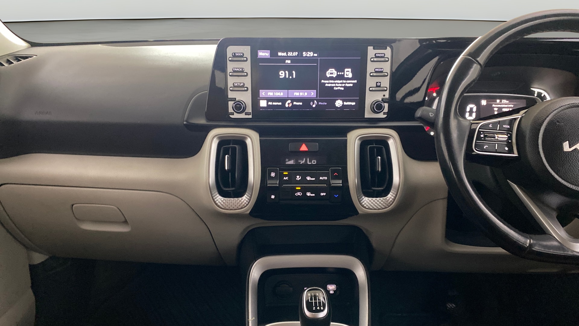 Used 2023 Kia Sonet Used 2023 Kia Sonet