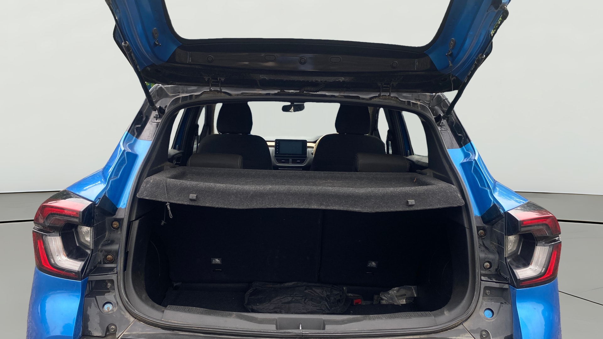 View 2021 Renault Kiger RXT Turbo CVT Image 38 Used 2021 Renault Kiger RXT Turbo CVT Image 38
