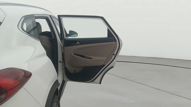 View Hyundai Tucson Image 6 Used Hyundai Tucson Image 6