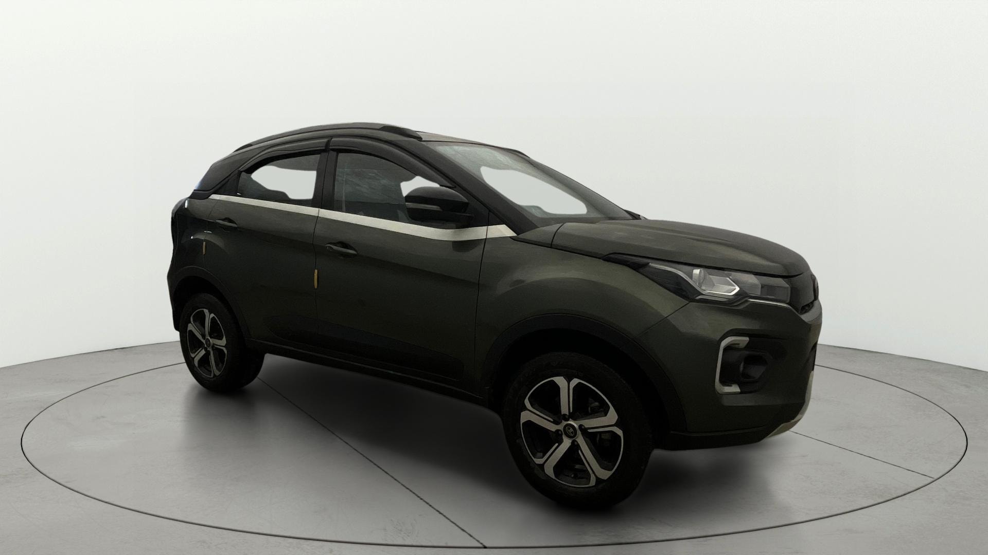 View 2022 Tata Nexon Revotron XE Image 23 Used 2022 Tata Nexon Revotron XE Image 23