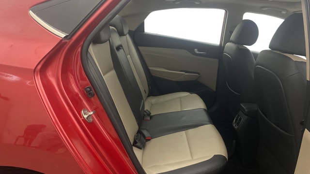 View Hyundai Verna Image 36 Used Hyundai Verna Image 36